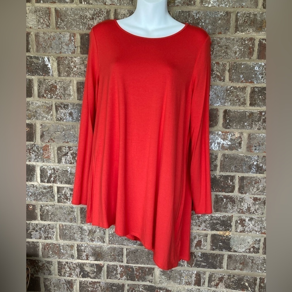 Eileen Fisher  Viscose Spandex Asymmetrical Red Tunic long sleeved Size Large